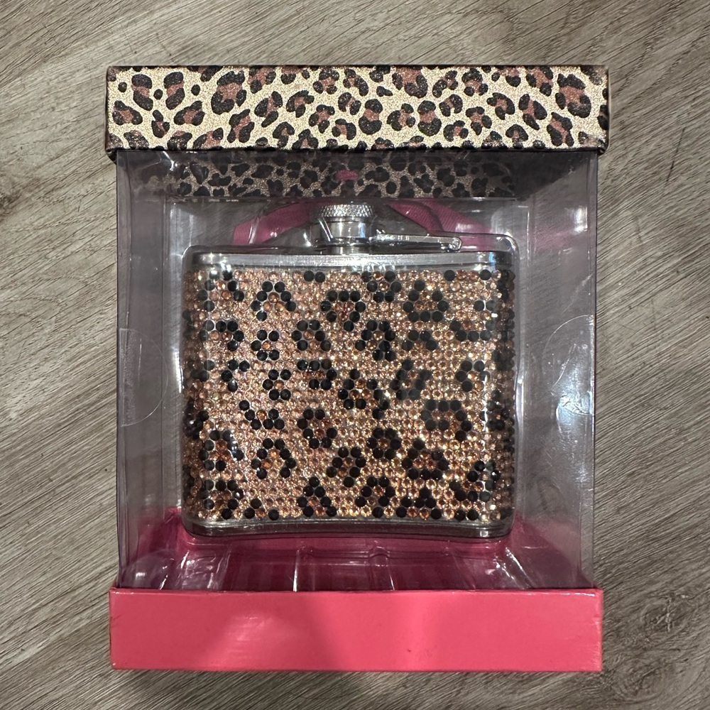 Betsey Johnson Leopard Rhinestone Flask - Picture 2 of 4